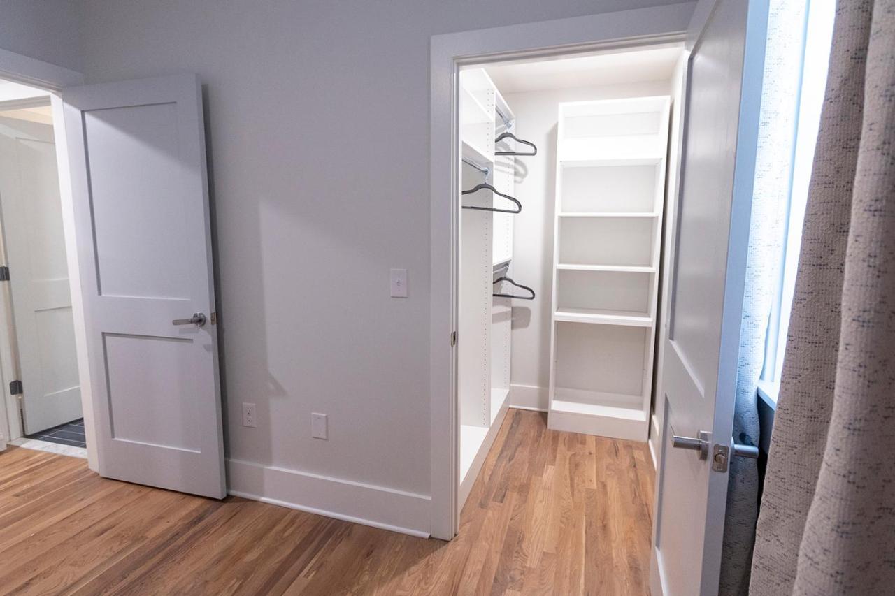 Spacious 2 Bed 2 Bath Downtown Otr Condo Minutes Walk To The Reds Bengals Stadium & More! سينسيناتي المظهر الخارجي الصورة